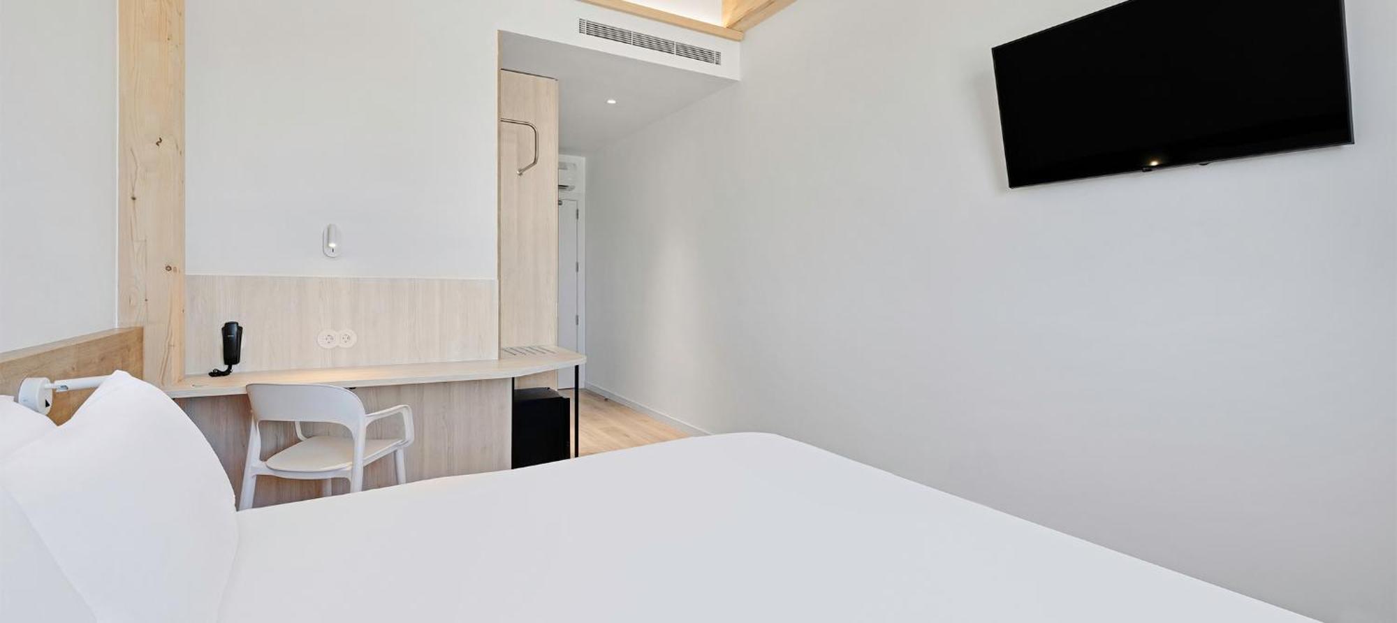 B&B Hotel Madrid Tres Cantos Eksteriør billede