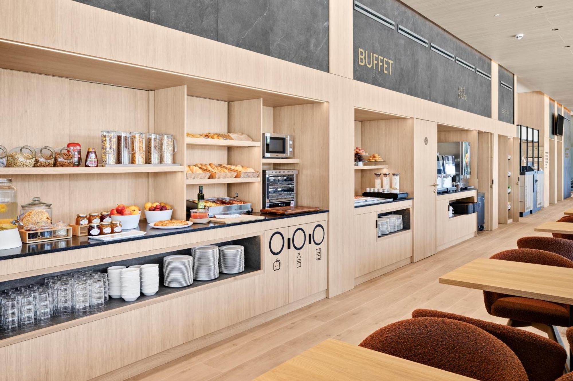 B&B Hotel Madrid Tres Cantos Eksteriør billede