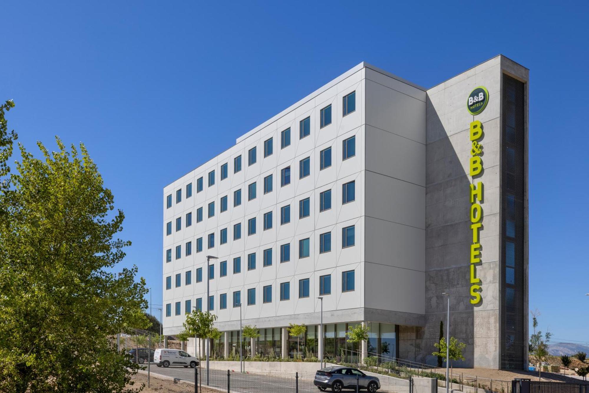 B&B Hotel Madrid Tres Cantos Eksteriør billede